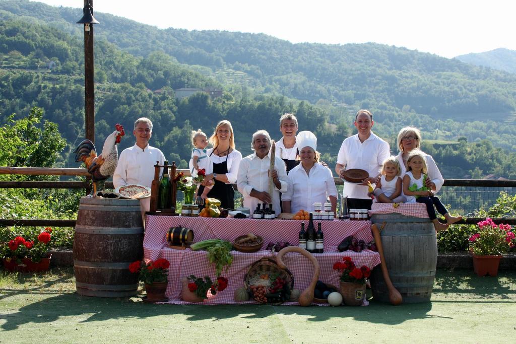 Agriturismo Gallo Cortemilia エクステリア 写真