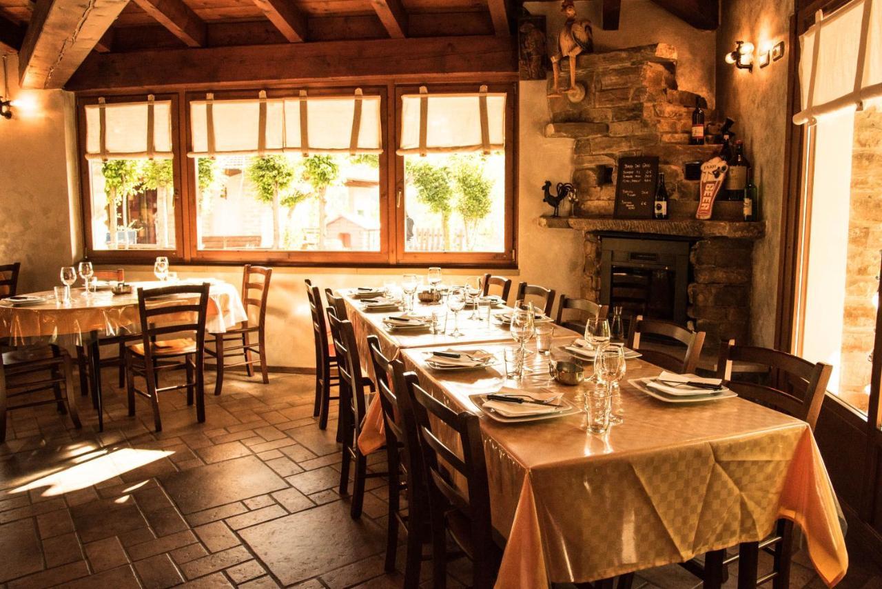Agriturismo Gallo Cortemilia エクステリア 写真